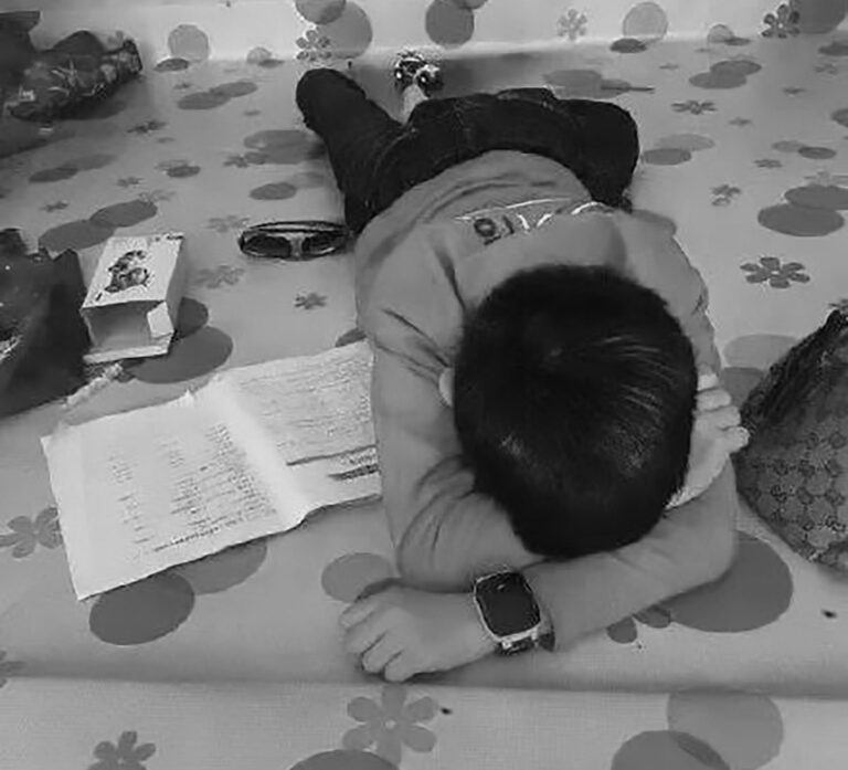Read more about the article Boy Cries As Heated Bed Destroys Erasable Ink Homework
