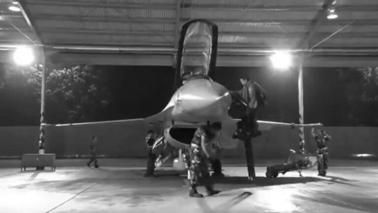 Read more about the article Fighter Jets Wake Sleepy Muslims During Ramadan