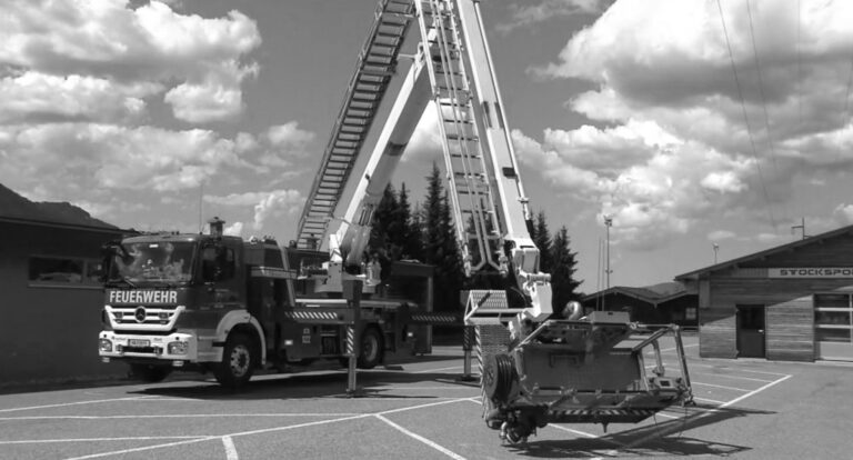 Read more about the article Fireman Fried At Kids Safety Day As He Hits 110KV Wire