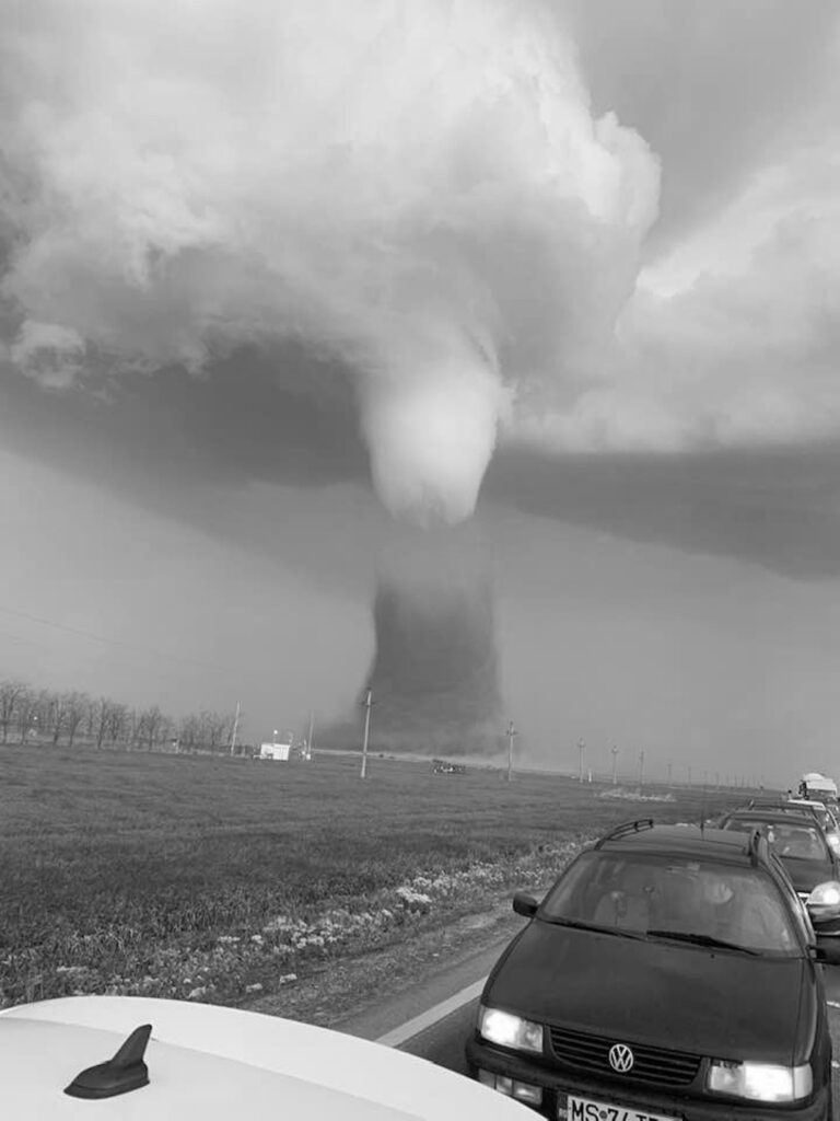 Read more about the article Viral Clips Of Huge Tornado Carving Trail Of Destruction