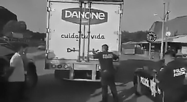 Read more about the article Cops Find Migrants Packed Into USA-Bound Danone Lorry
