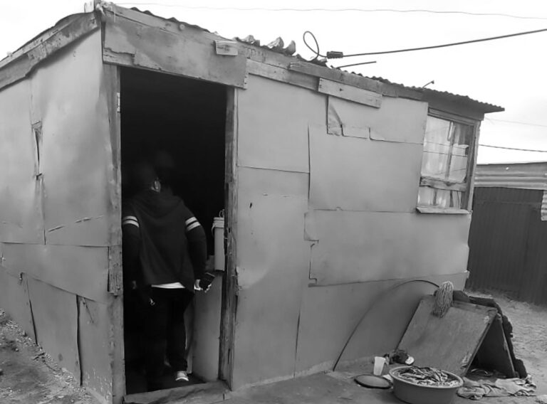 Read more about the article 79yo With 1-Room Shack Given New 3-Bed House By Cops