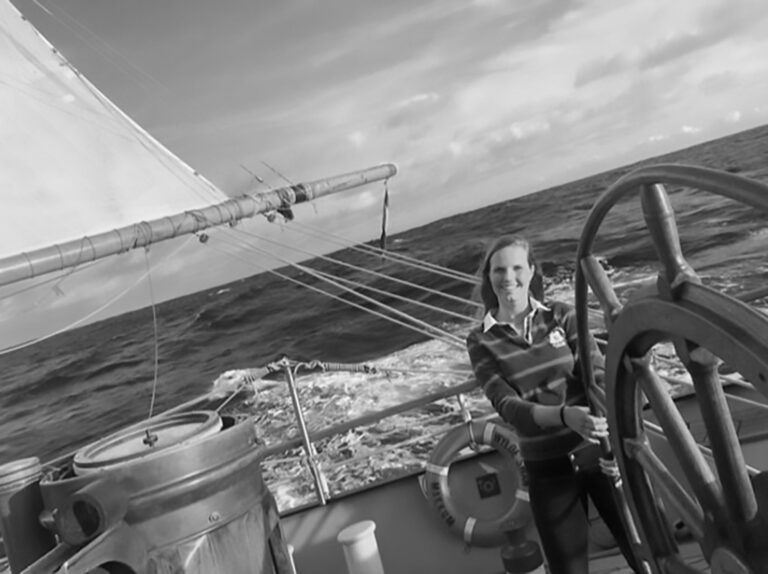 Read more about the article Brave Kids Trapped By COVID Sail Home Across Atlantic