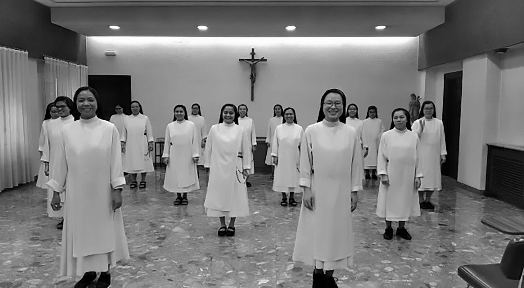 Read more about the article 17 Nuns Fun Dance Routine In COVID Message Of Hope