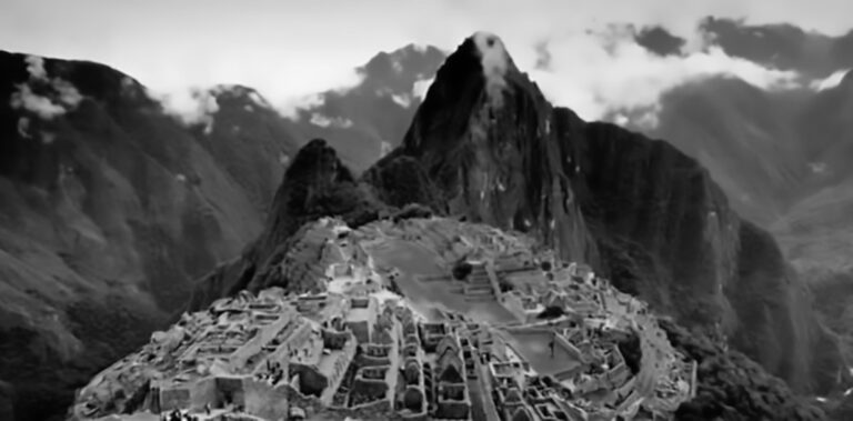 Read more about the article Machu Picchu To Stay Closed As Locals Fear COVID Wave