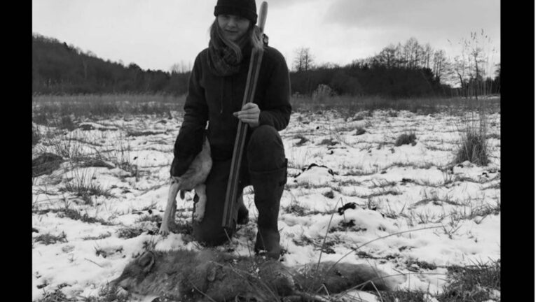 Read more about the article Female Hunter Awarded Compensation For Hate Comments