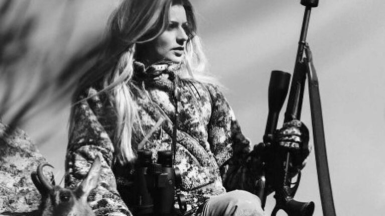 Read more about the article Young And Pretty Face Of Modern French Hunting Loves Vegas Gun Show And Shooting Scottish Grouse