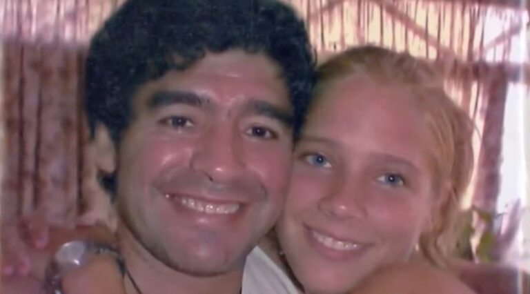 Read more about the article Maradona And His Entourage Accused Of Human Trafficking By Woman Who Was 16 At The Time