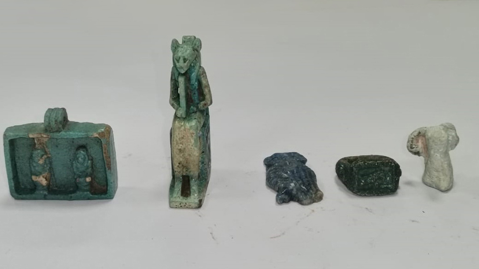 Read more about the article Sixteen Ancient Artefacts Seized At Egyptian Port In Foiled Smuggling Attempt