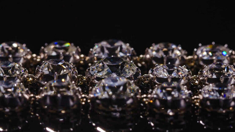 Read more about the article French Queen Marie Antoinettes Historic Diamonds Fetch Over GBP 6 Million At Christies Auction