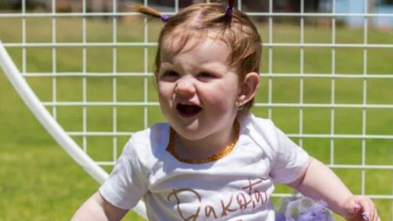Read more about the article Girl, 1, Youngest Australian To Die With COVID After Passing Away Suddenly In Sleep