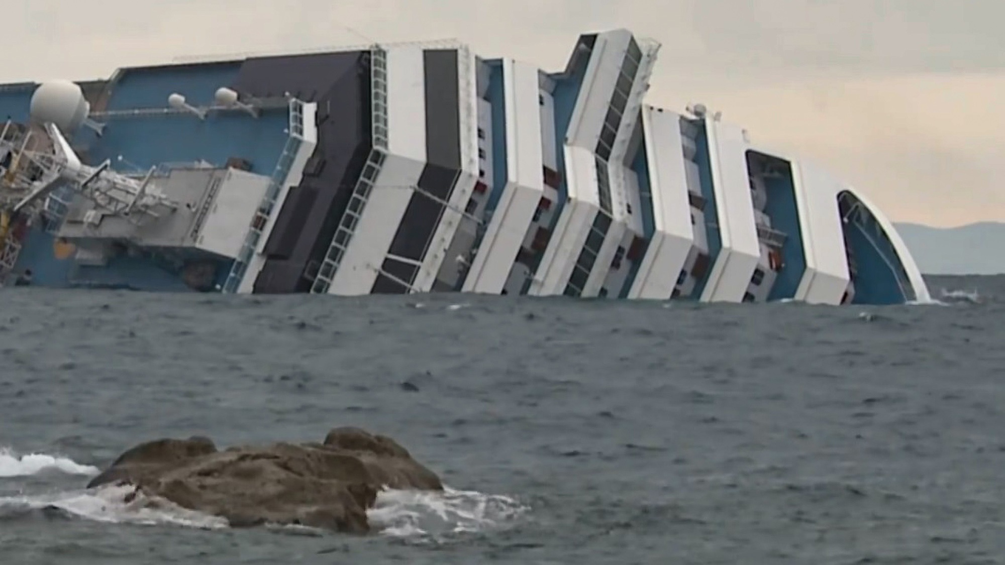 Read more about the article Survivor Of Costa Concordia Cruise Ship Disaster Receives GBP 80K In Compo
