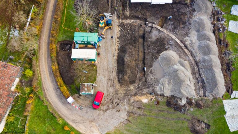 Read more about the article Archaeologists Stunned As Construction For New Rowing Club Unearths Worlds Youngest Roman Amphitheatre