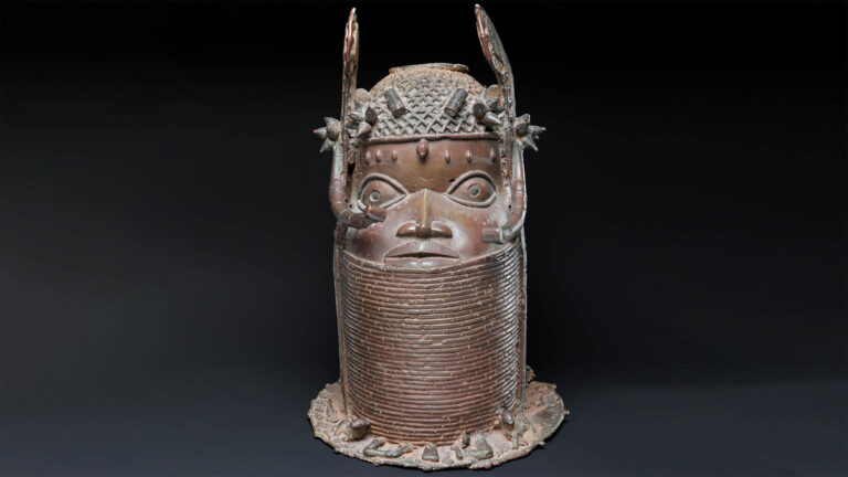 Read more about the article Looted Benin Bronzes Returned By Germany