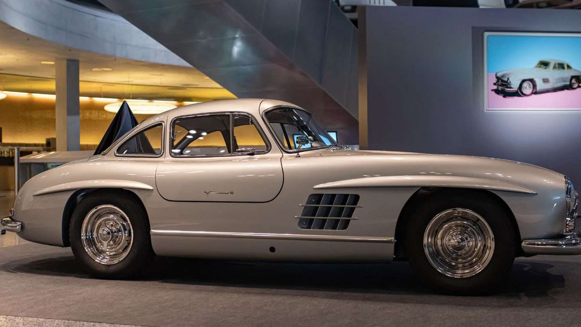 Read more about the article Original Mercedes-Benz 300 SL Painted By Andy War Going Under The Hammer In New York