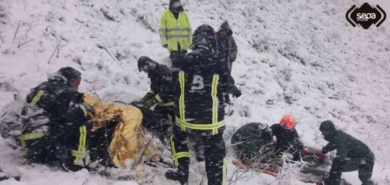 Read more about the article Incredible Two-Hour Long Rescue Of Farmer Stuck On Mountain During Blizzard