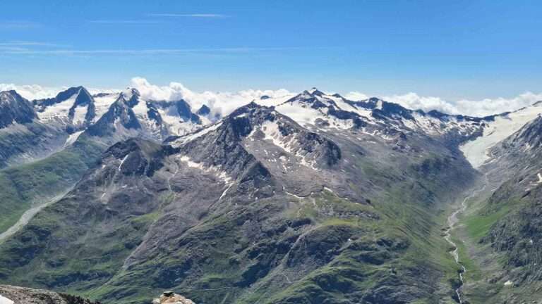 Read more about the article Rising Temperatures May Cause Rockfalls In Alps, Says Study