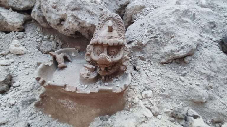 Read more about the article God Of Lightning Statue Discovered By Archaeologists Building Mayan Train