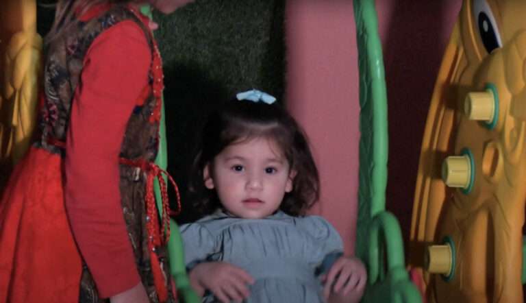 Read more about the article Orphaned Tot’s Moving Family Reunion After Fleeing Taliban