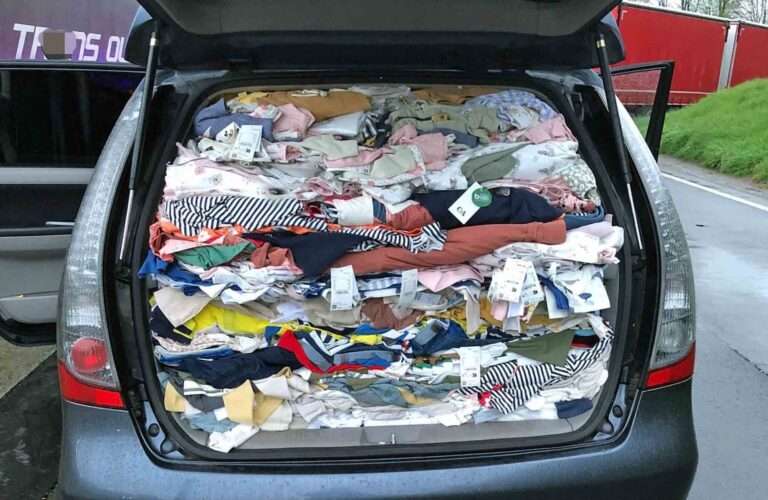 Read more about the article Police Seize EUR10K Of Stolen Children’s Clothes From Van