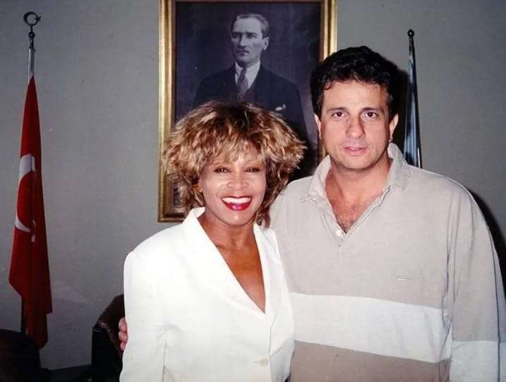 Read more about the article Legend Tina Turner and Living