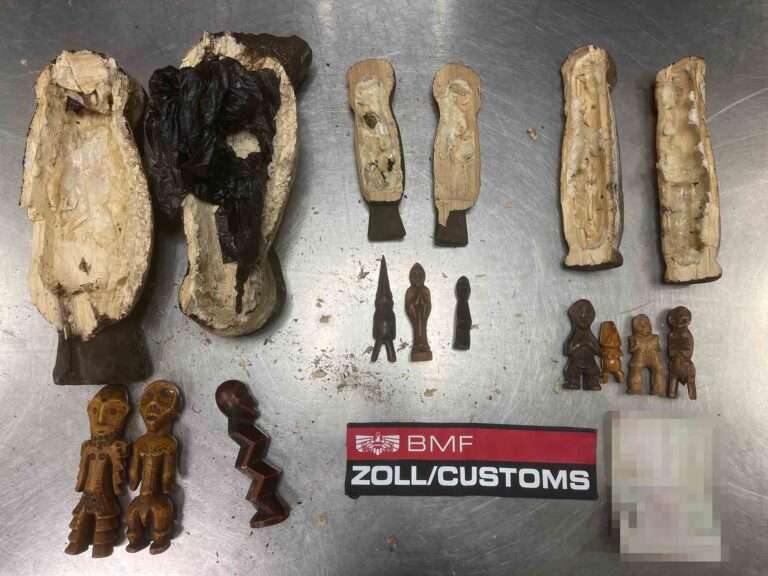 Read more about the article Smuggler Carrying Ivory Figures Hidden In Cheap Souvenirs Caught At Austrian Airport