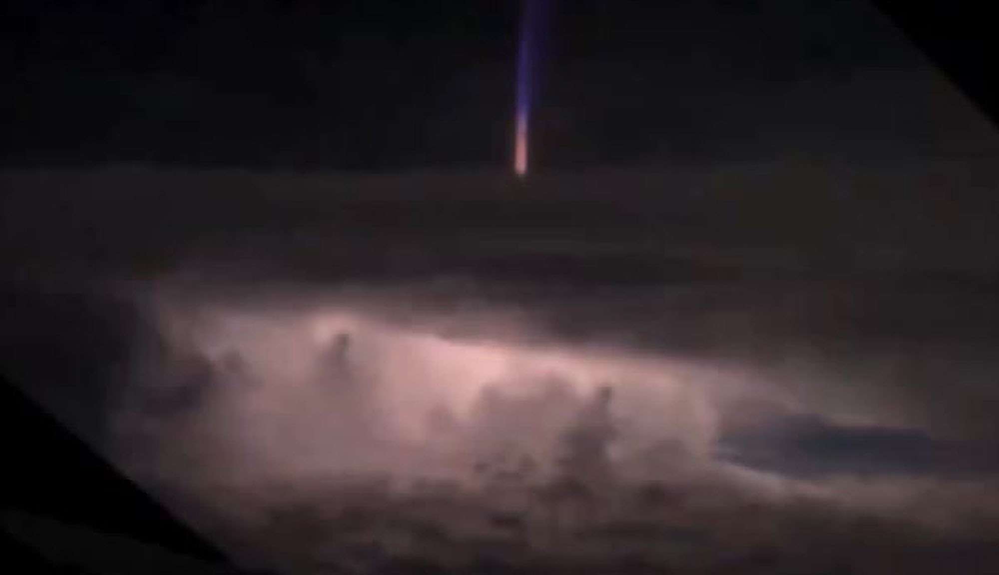 Amazed Pilot Films Blue Beam Of Light While Flying Over Thunderstorm