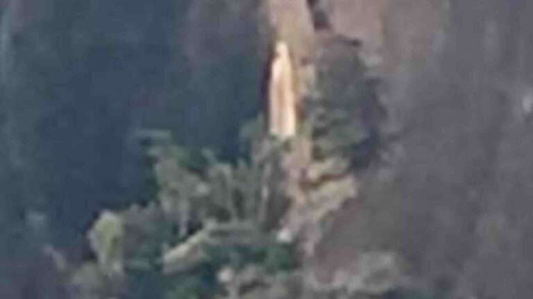Read more about the article ‘Virgin Mary’ Appears On Mountain Peak, Say Faithful